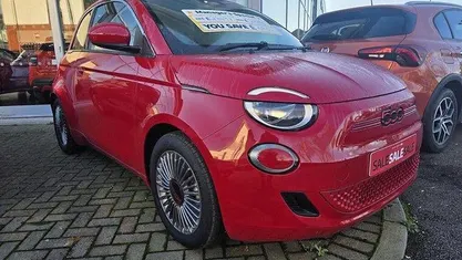 Used Fiat 500e Red 86 kW (118 HP) 2026 Hatchback