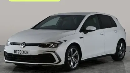 Begagnad VW Golf VIII R-line 131 HK (96 kW) 2024 Halvkombi