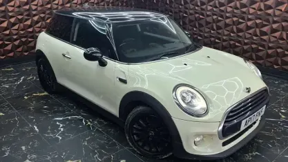 Used Mini Cooper Hatch 136 HP (100 kW) 2017 Silver Hatchback