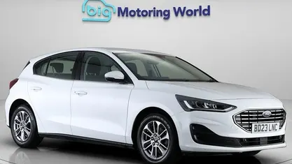 Begagnad Ford Focus Titanium 155 HK (114 kW) 2023 Halvkombi