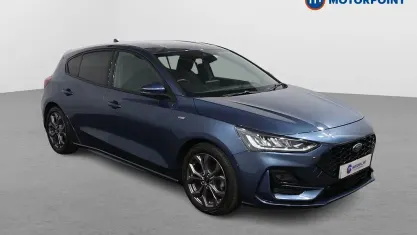 Begagnad Ford Focus ST-Line 125 HK (91 kW) 2022 Blå Halvkombi
