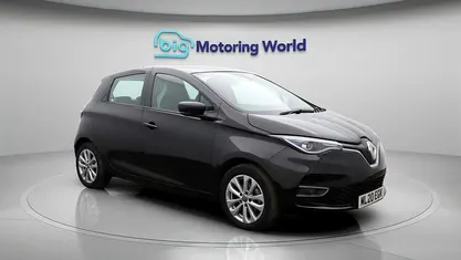 Used Renault Zoe Iconic 80 kW (109 HP) 2020 Black Hatchback