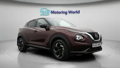 Second-hand Nissan Juke N-Connecta 114 CP (83 kW) 2023 Roșu SUV