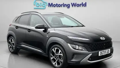 Gebraucht Hyundai Kona Premium 120 PS (88 kW) 2021 Schwarz SUV