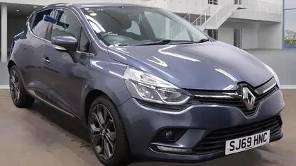 Used Renault Clio IV Iconic 90 HP (66 kW) 2019 Hatchback