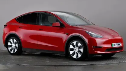 Used Tesla Model Y Long Range AWD 286 kW (389 HP) 2025 SUV