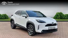 White Used 2022 Toyota Yaris Cross Design SUV | £18,244 (Good price)