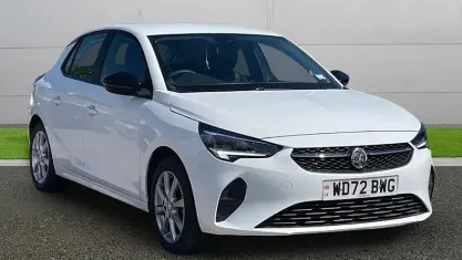 Begagnad Vauxhall Corsa Design Edition 75 HK (55 kW) 2022 Vit Halvkombi