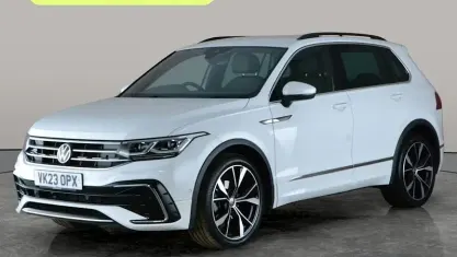 Używany VW Tiguan R-line 150 KM (110 kW) 2023 Biały SUV