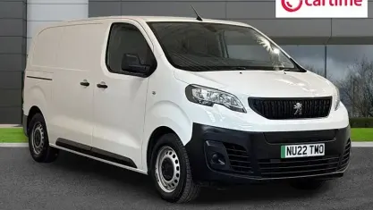 Used Peugeot e-Expert 100 kW (136 HP) 2022 White Van