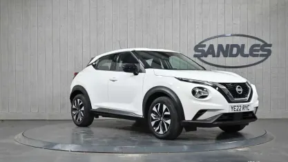 Used Nissan Juke Acenta 117 HP (86 kW) 2022 White SUV