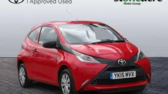 Red Used 2015 Toyota Aygo Hatchback | £6,250 (Fair price)