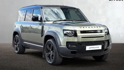 Used Land Rover Defender First Edition 250 HP (183 kW) 2020 Green SUV