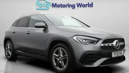 Begagnad Mercedes GLA180 AMG line 136 HK (100 kW) 2021 Grå SUV