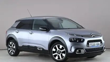 Usado Citroën C4 Cactus Flair 110 HP (80 kW) 2020 Citadino