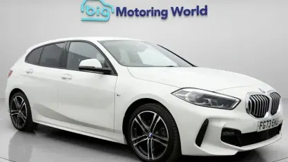 Usado BMW 118 M Sport 136 HP (100 kW) 2023 Branco Citadino