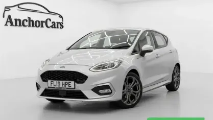 Begagnad Ford Fiesta ST-Line 140 HK (102 kW) 2019 Silver Halvkombi