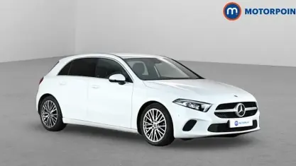 Begagnad Mercedes A180 Executive 136 HK (100 kW) 2021 Vit Halvkombi