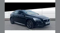 Black Used 2018 Volvo V40 CC Plus Estate | £9,291 (Fair price)