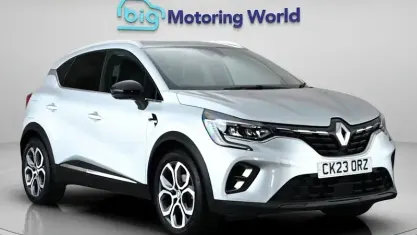 Used Renault Captur Techno 145 HP (106 kW) 2023 Grey SUV