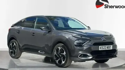 Used Citroën C4 Shine 131 HP (96 kW) 2023 Grey SUV