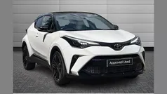 Platinum white Used 2023 Toyota C-HR Sport SUV | £22,195 (Fair price)