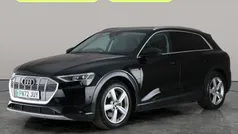 Black Used 2022 Audi e-tron Comfort SUV | £19,055 (Fair price)
