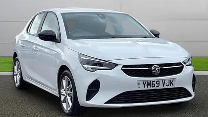 Used Vauxhall Corsa 101 HP (74 kW) 2020 White Hatchback