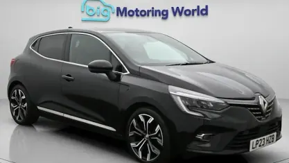 Used Renault Clio Techno 145 HP (106 kW) 2023 Black Hatchback