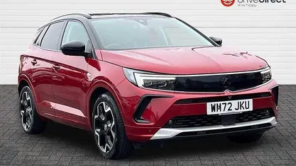 Used Vauxhall Grandland X Ultimate 131 HP (96 kW) 2023 Red SUV