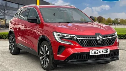 Used Renault Austral Techno 200 HP (147 kW) 2024 Red SUV