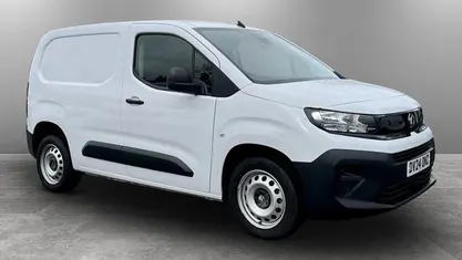 Used 2025 Vauxhall Combo MPV | £17,070 (Fair price)