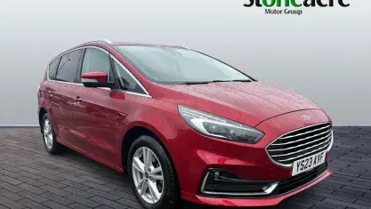 Used Ford S-MAX Titanium 190 HP (139 kW) 2022 Red MPV