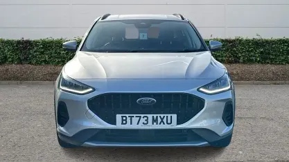 Używany Ford Focus Active 155 KM (114 kW) 2023 Srebrny Hatchback