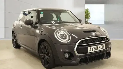 Used Mini Cooper S Hatch 192 HP (141 kW) 2019 Grey Hatchback