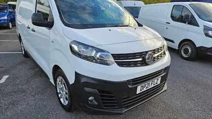 White Used 2021 Vauxhall Vivaro S MPV | £8,595 (Super price)