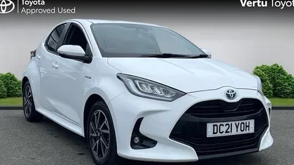 Used Toyota Yaris Hybrid Design 116 HP (85 kW) 2026 Hatchback