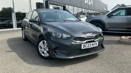 Used Kia Ceed 160 HP (117 kW) 2023 Brown Hatchback