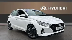 White Used 2022 Hyundai i20 SE Hatchback | £13,148 (Fair price)