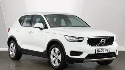 Used Volvo XC40 Momentum 163 HP (119 kW) 2021 White SUV