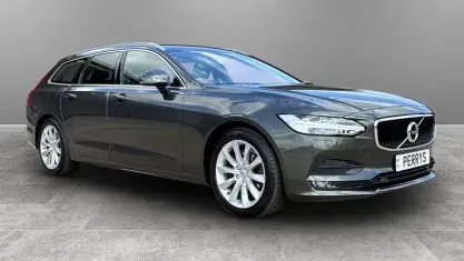 Used Volvo V90 Momentum 190 HP (139 kW) 2019 Grey Estate