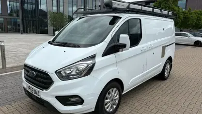 Usado Ford Transit Custom Limited 131 CV (96 kW) 2023 Van