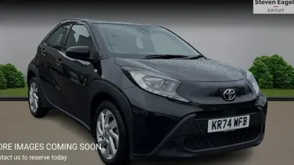 Used Toyota Aygo X PURE 72 HP (52 kW) 2025 SUV
