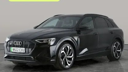 Używany Audi e-tron Black Edition 300 kW (408 KM) 2022 Czarny SUV