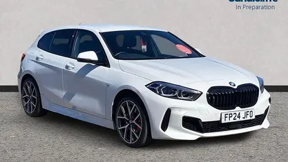 Usado BMW 128 Luxury Line 265 HP (194 kW) 2024 Branco Citadino