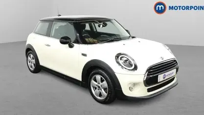 Used Mini Cooper Classic 136 HP (100 kW) 2018 White Hatchback