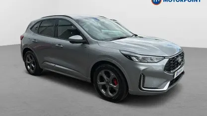 Używany Ford Kuga ST-Line 183 KM (134 kW) 2025 Srebrny SUV