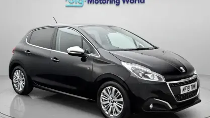 Used Peugeot 208 S 82 HP (60 kW) 2019 Black Hatchback