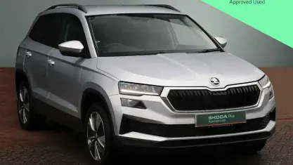Used Skoda Karoq SE Drive 150 HP (110 kW) 2022 Brilliant silver metallic SUV