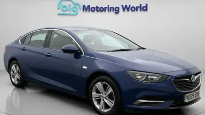 Used Vauxhall Insignia Sport 165 HP (121 kW) 2019 Blue Hatchback